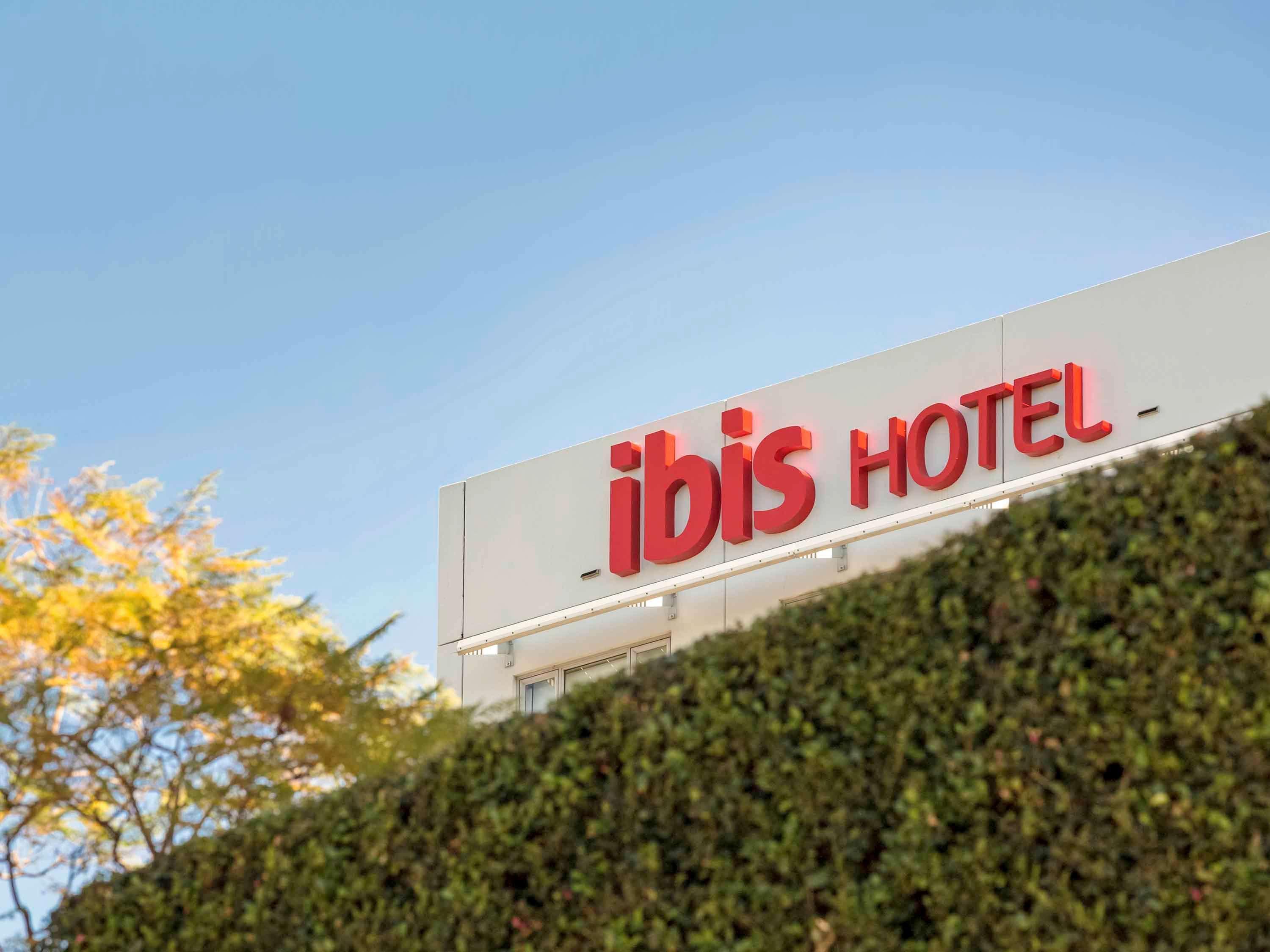 Ibis Sydney Olympic Park Hotel Exterior photo