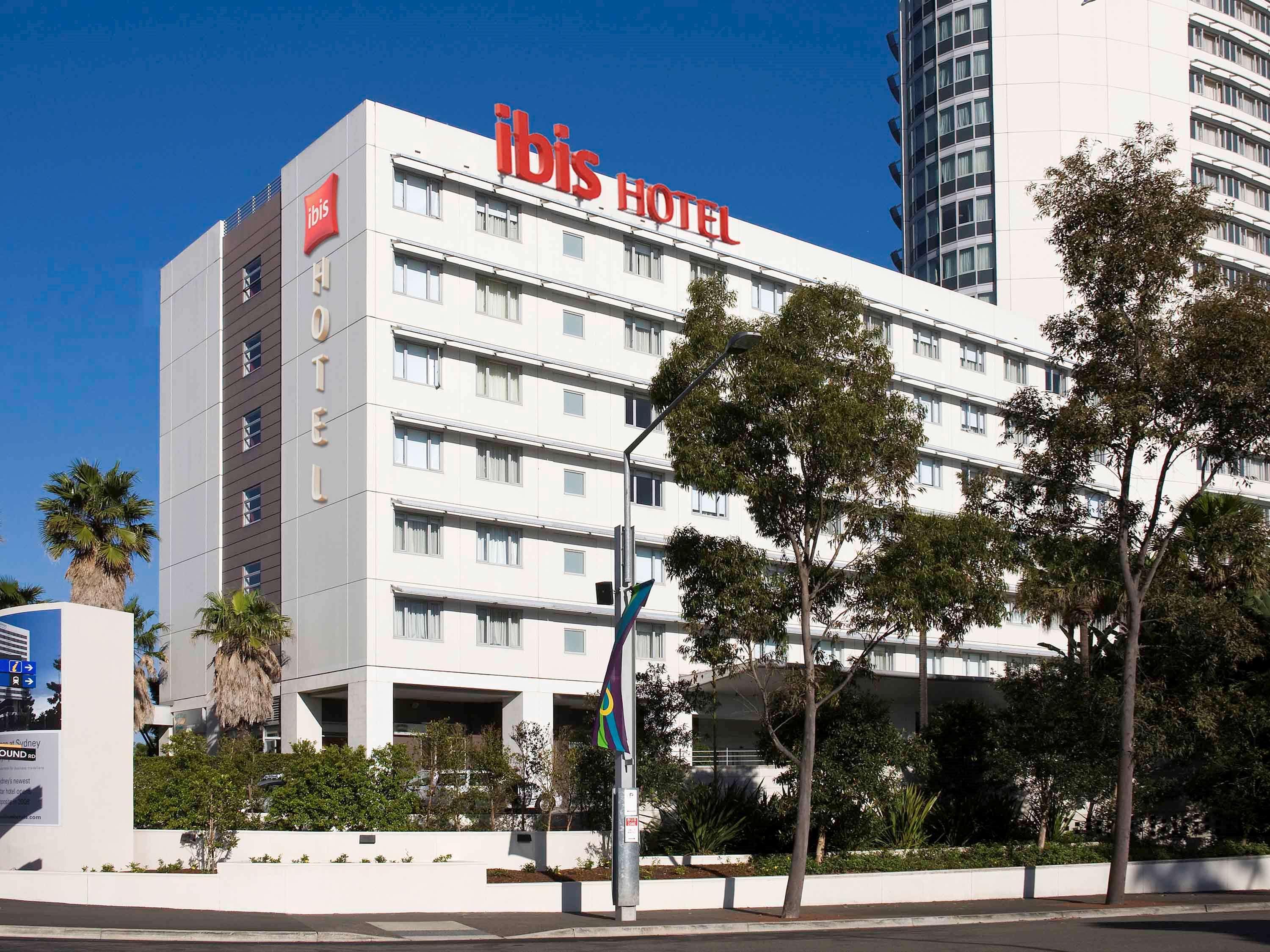 Ibis Sydney Olympic Park Hotel Exterior photo