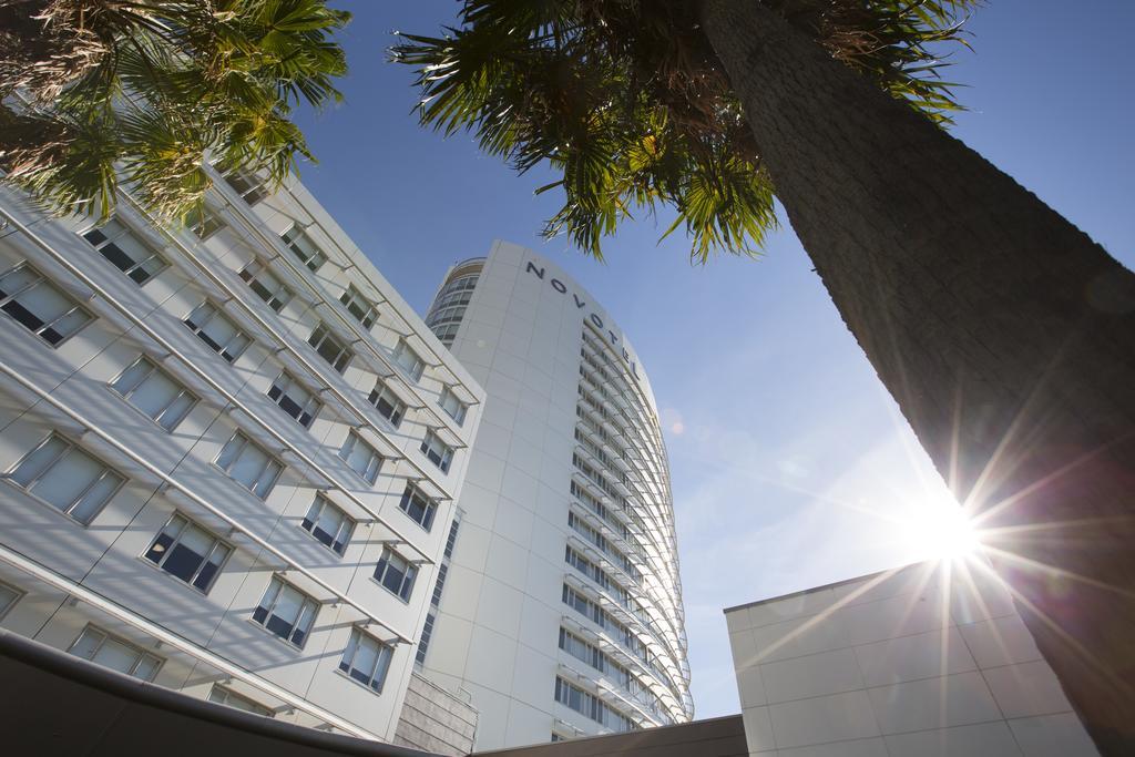 Ibis Sydney Olympic Park Hotel Exterior photo