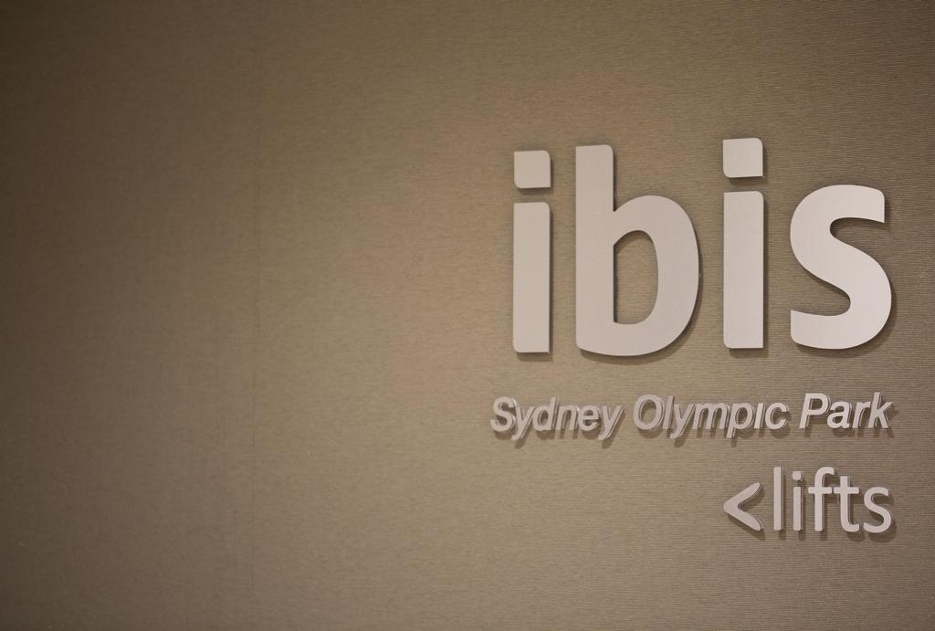 Ibis Sydney Olympic Park Hotel Exterior photo